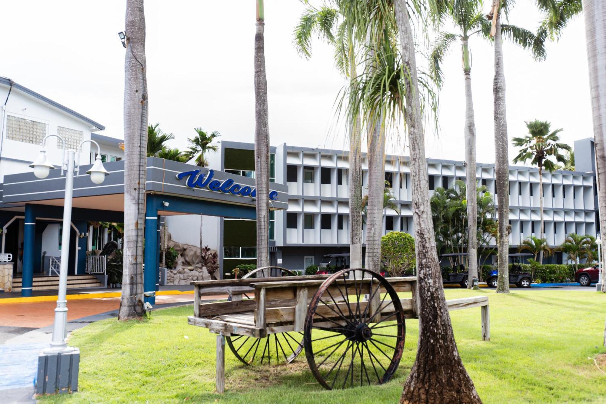 Hotel Vista Azul Aguadilla Zewnętrze zdjęcie